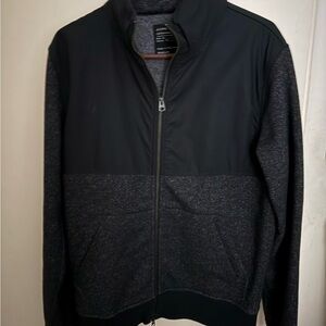 J. Crew Men's Black Zip Jacket
Outerwear Fleece Size Medium